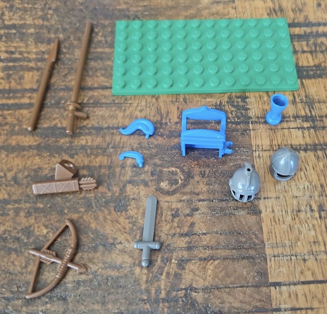 Lego Kit di costruzioni: Lego castle Armor Shop 6041 – Usato da confignon venduto da chachou79 2