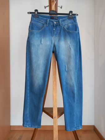 Neuwertige Damen JEANS von Guess Gr. 34 /36