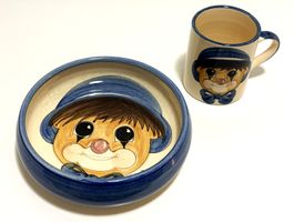 Kinderteller mit Tasse Keramik beige Töpferei Schwendener