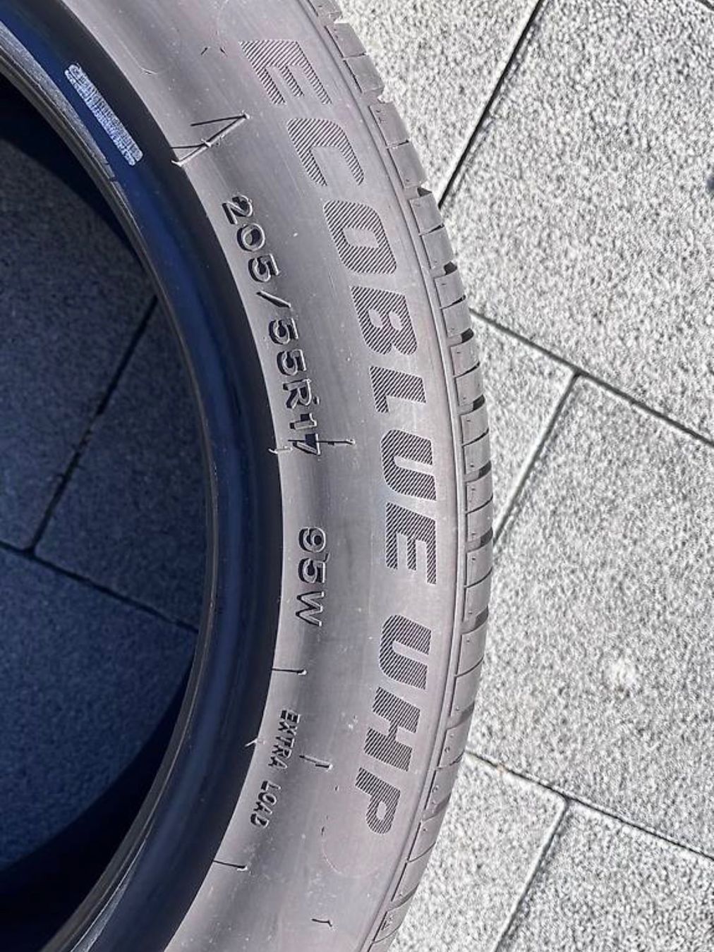 Pneus & Roues: 205/55R17 95W – D'occasion à Nebikon par Pablo2022 3