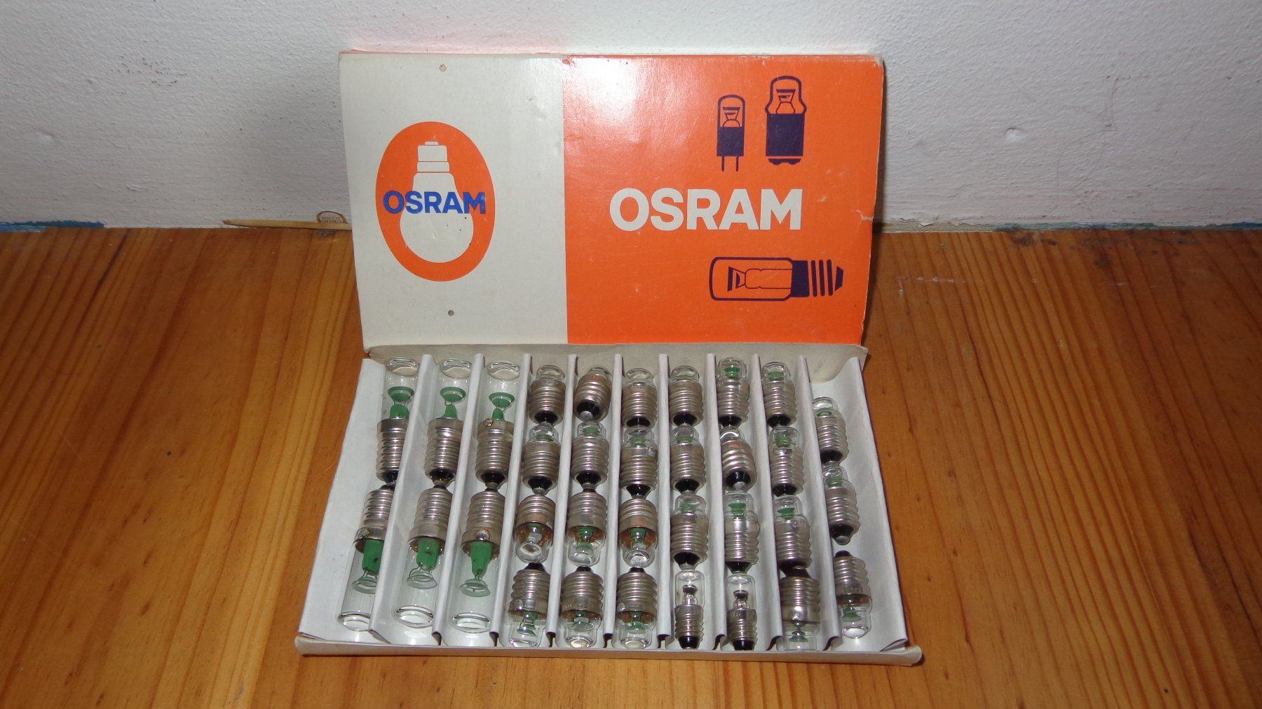 Osram Lampade: Osram Glimmlampenset – Nuovo e nell'imballaggio originale da Ziefen venduto da Mars21