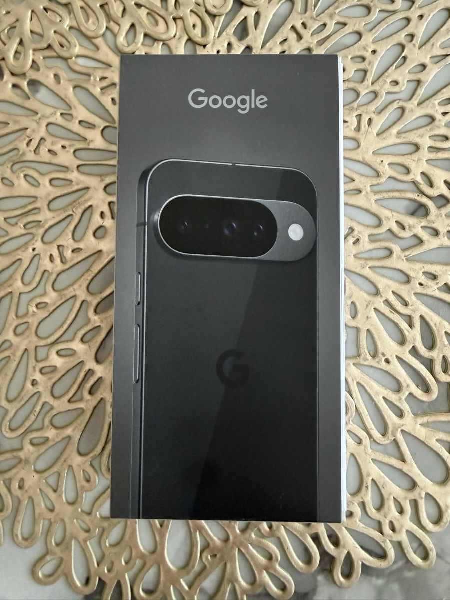 Google Telefoni cellulari / Smartphones: Google Pixel 10 originalverpackt neu – Nuovo e nell'imballaggio originale da Aegerten venduto da kse_dh5g