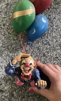 Dekofigur Clown mit Ballonen zum Aufhängen 