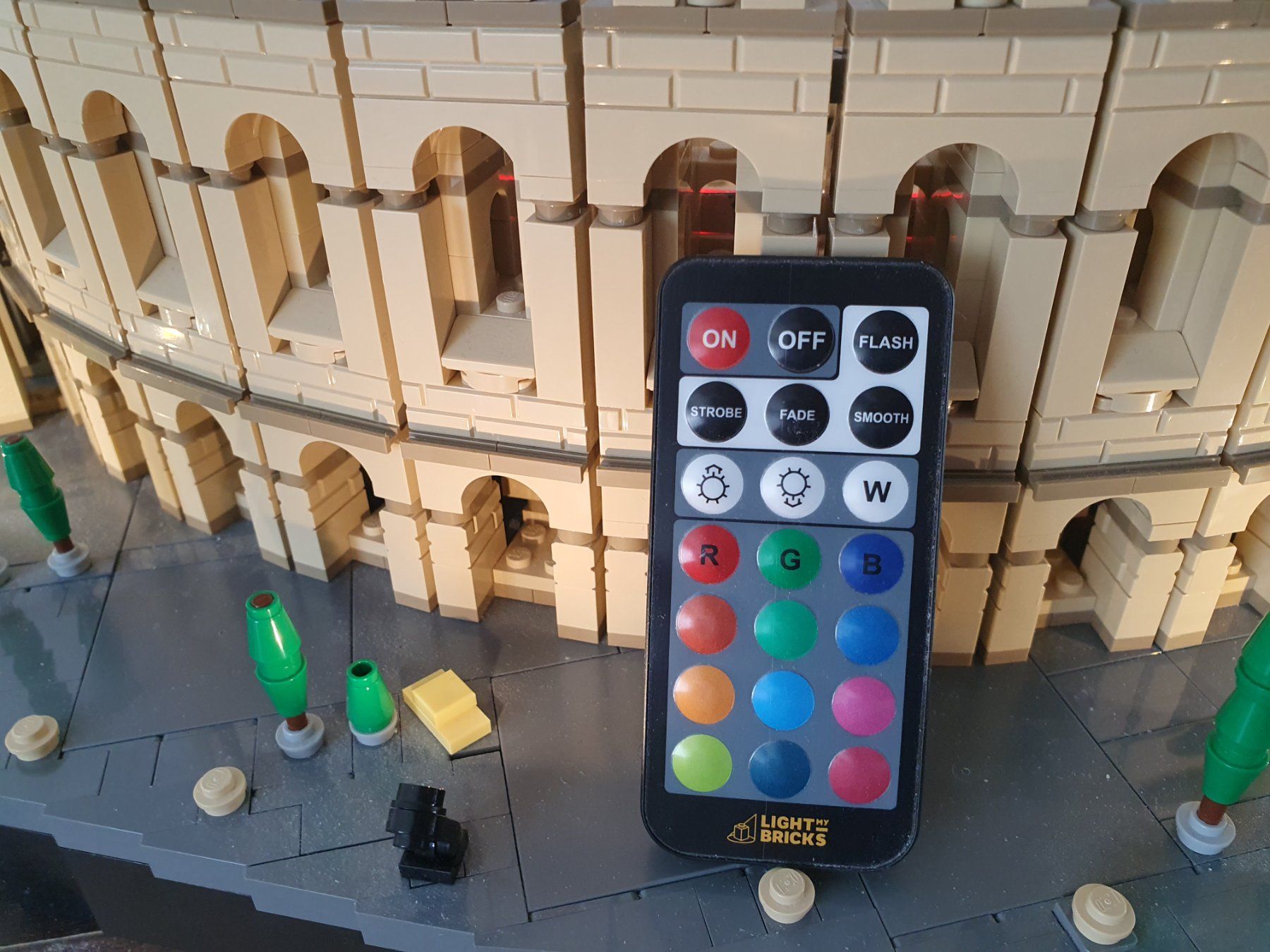 Lego Kit di costruzioni: LEGO CREATOR 10276 Kolosseum mit Licht – Nuovo (secondo la descrizione) da Wettingen venduto da __Dom__ 7