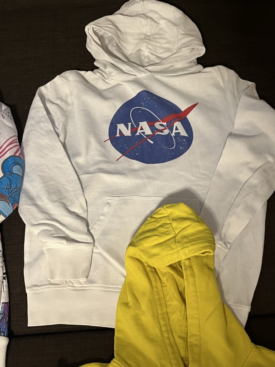 Pullover & Sweatshirts: 4 Kapuzenpullover Set – Gebraucht aus Urdorf von jack8952 4