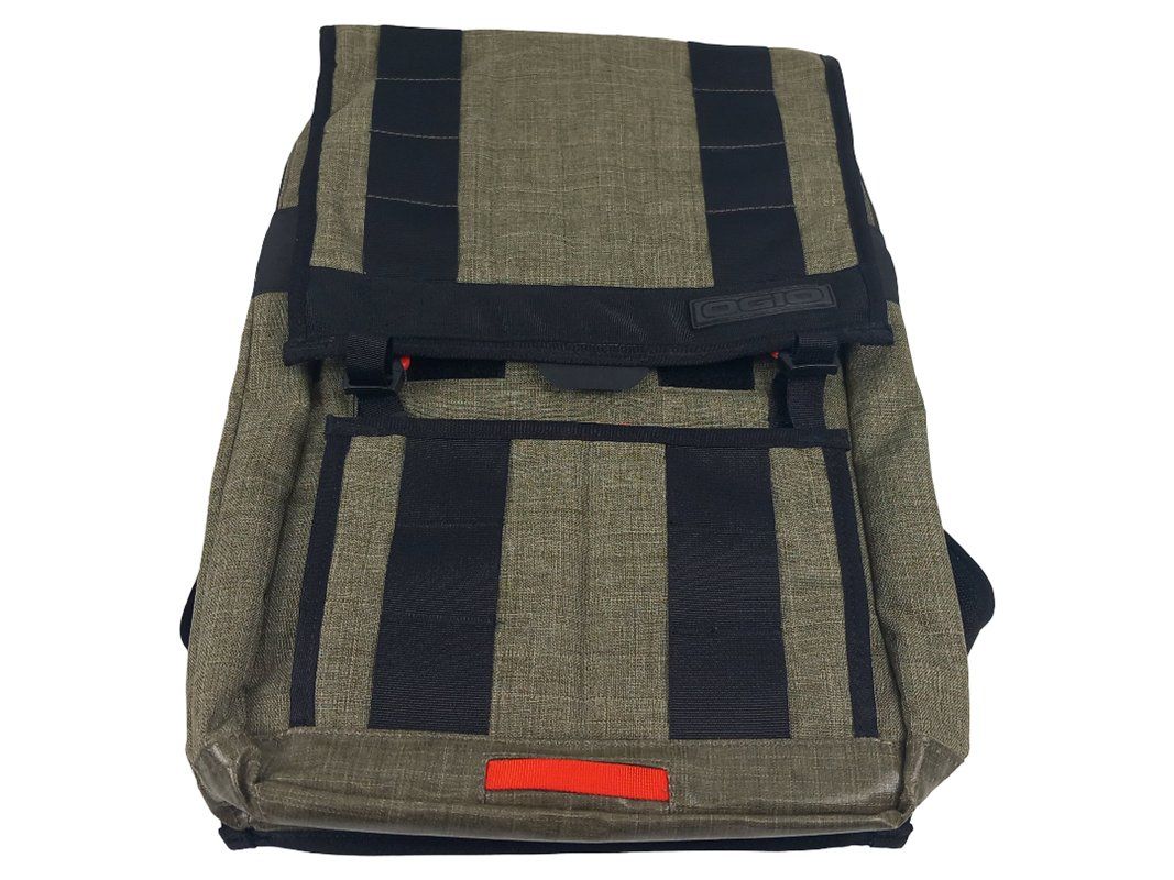 Ogio Rucksäcke: OGIO Commuter 15 Laptop-Rucksack – Gebraucht aus Hünenberg von Restwert_Zug 2