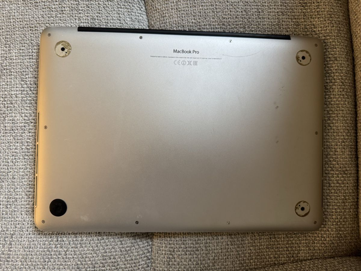 Apple Notebook: MacBook Pro 13 – Difettoso da Adliswil venduto da Busys 3