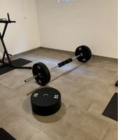 Langhantel Olympia mit 100kg Gewichten