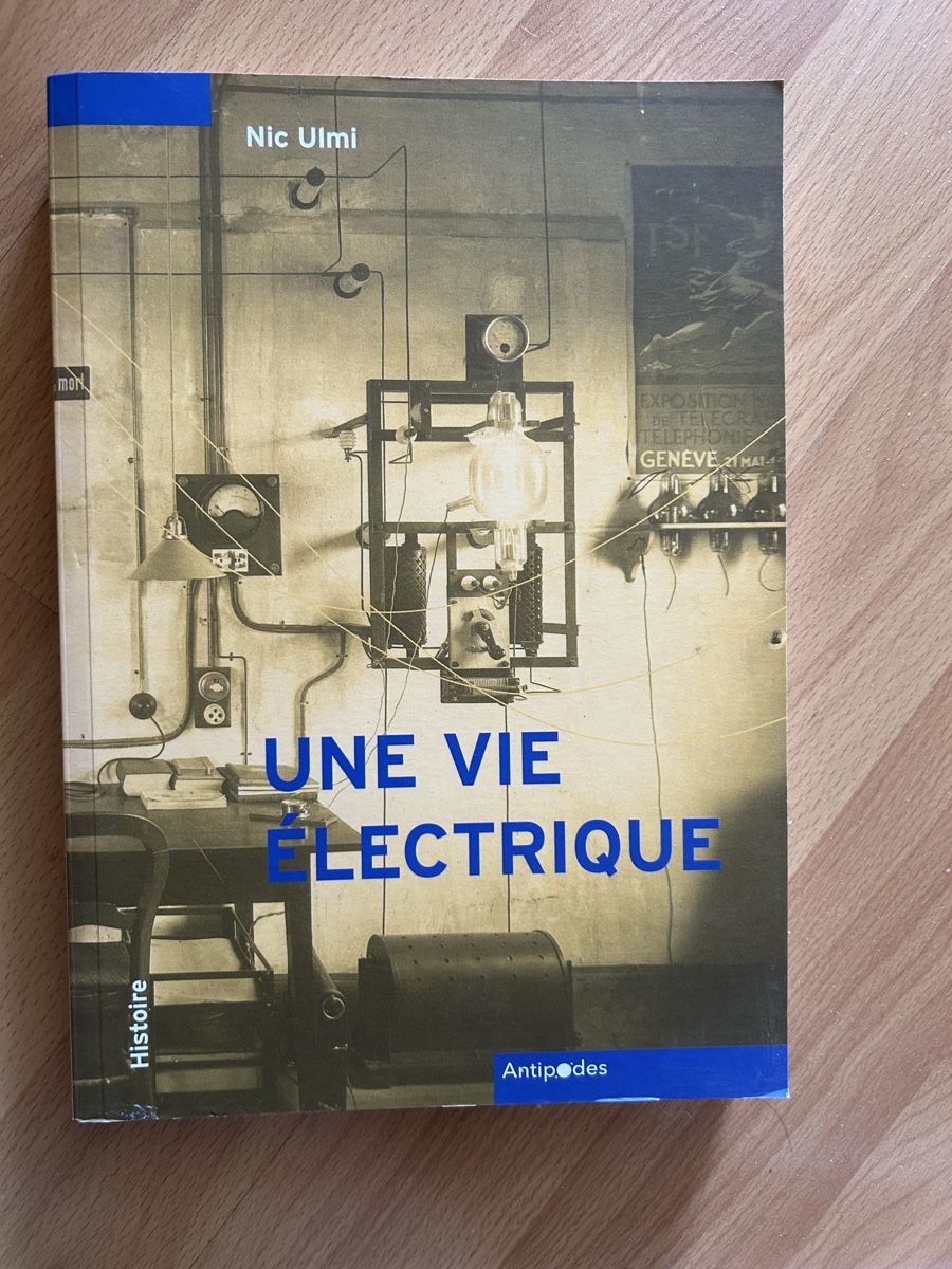 Libri: Une Vie Électrique – Usato da Crissier venduto da amc_7gtd