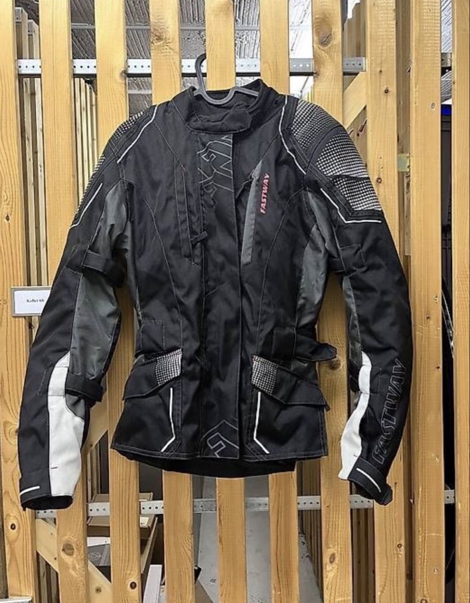Giacche: Women’s Motorcycle Jacket - EU38 – Nuovo (secondo la descrizione) da Zürich venduto da mxcs