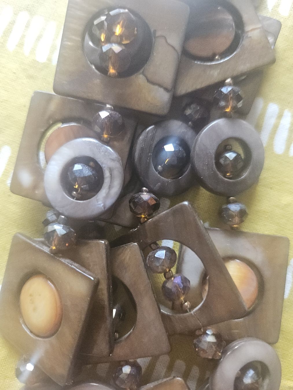 Ketten: collier plastron en perles de coquillages – Neu und originalverpackt aus Thônex von lacomtessedesfees 4