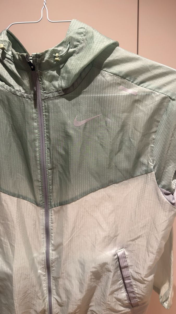 Nike Giacche: Nike Windbreaker Jacke Grösse S – Usato da Bremgarten AG venduto da rad_n8jn 4