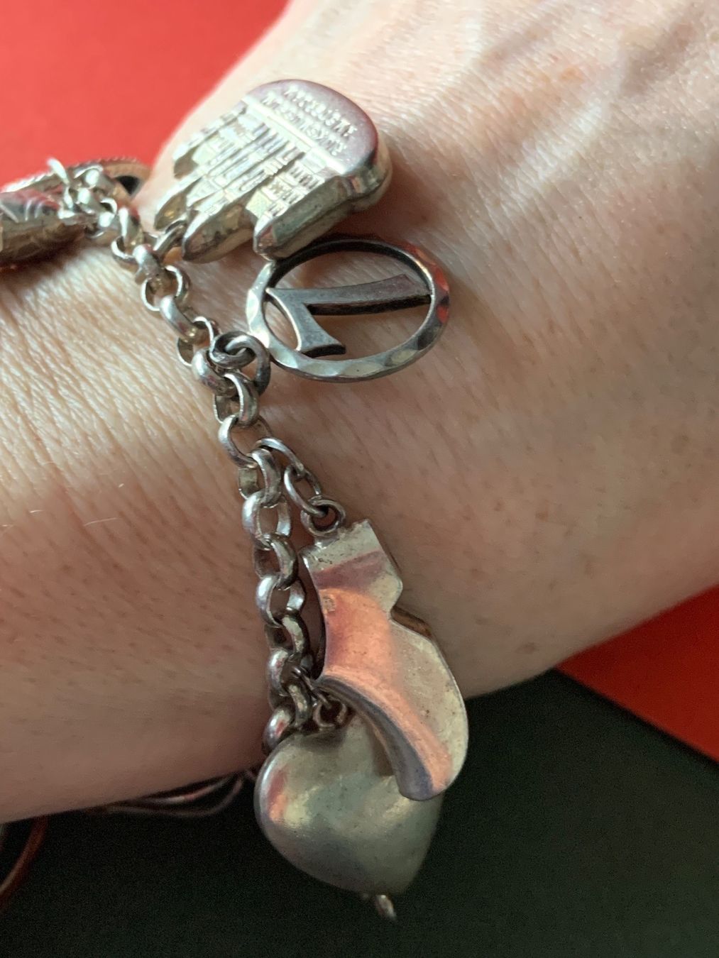 Armbänder & -reifen: Bettel-Armband Glücksbringer (17 cm) – Gebraucht aus Laufen von belleskulptur 1