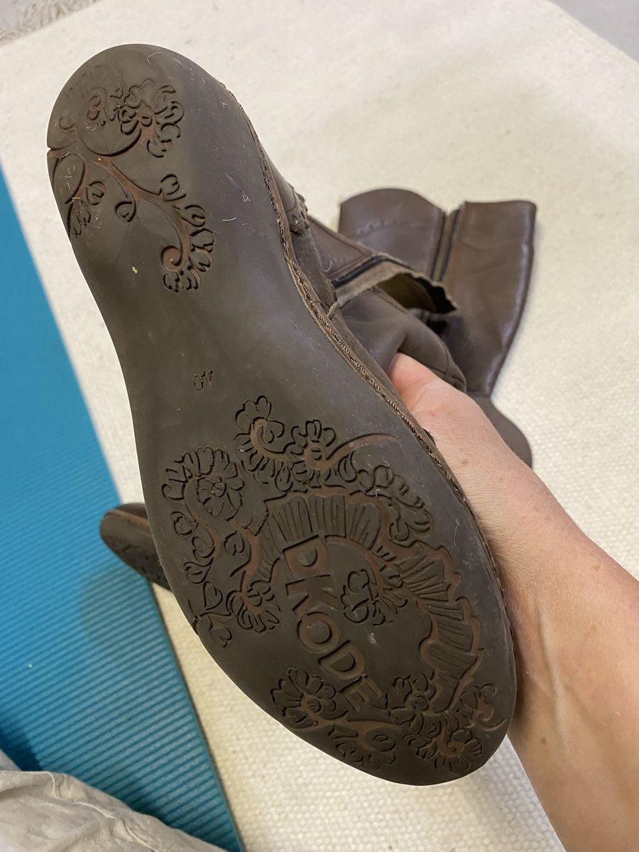 Chaussures femmes: Stiefel Gr 40 – D'occasion à Murten par juliagnaedinger 2