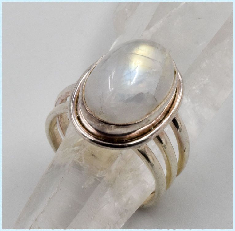 MATERIA Mondstein Ring Silber 925 - Keltischer Damen Solitärring