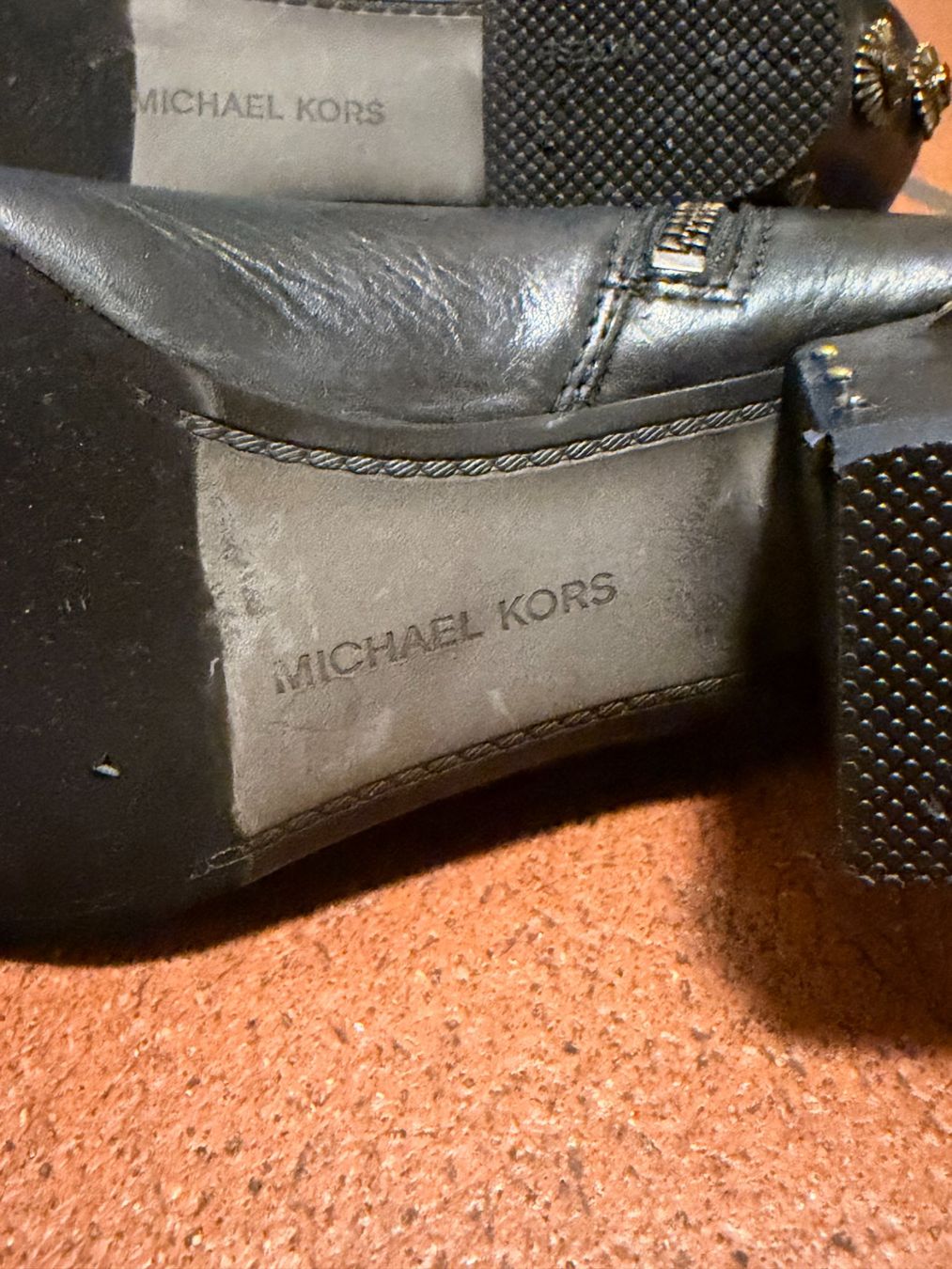 Scarpe da donna: Stivaletti Michael Kors taglia 38 – Usato da Lugano venduto da mar_q56g 3
