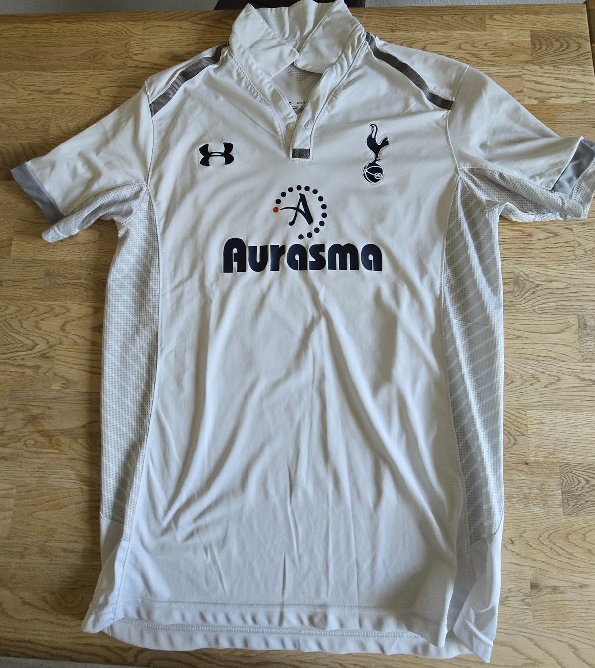 Under Armour Canottiere & Pantaloni: Tottenham | Sigurdsson | 2012/13 – Usato da Zollbrück venduto da MiKron 1
