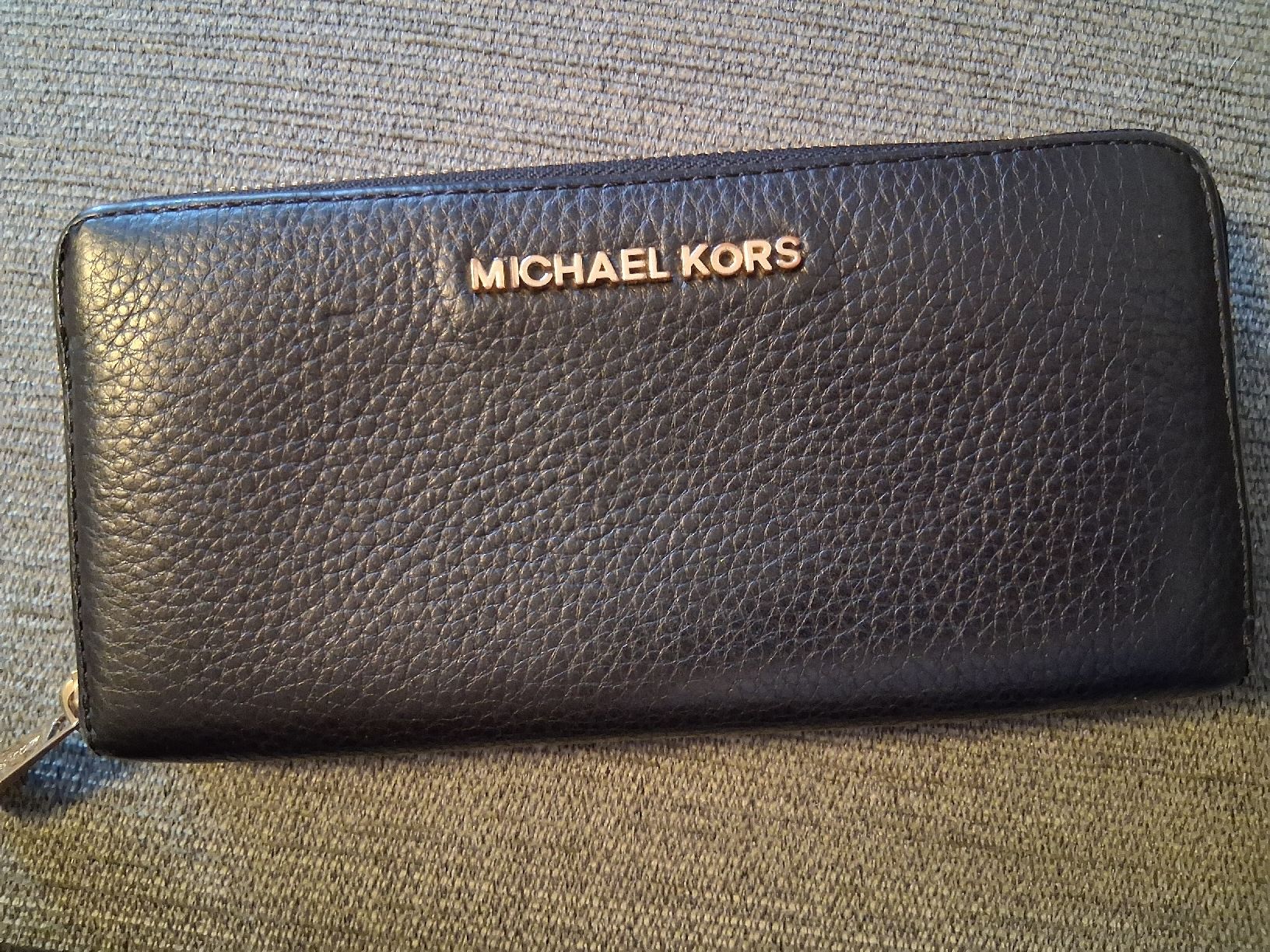 Michael Kors Portamonete: Michael Kors Portemonnaie – Usato da Brittnau venduto da Gismo2012