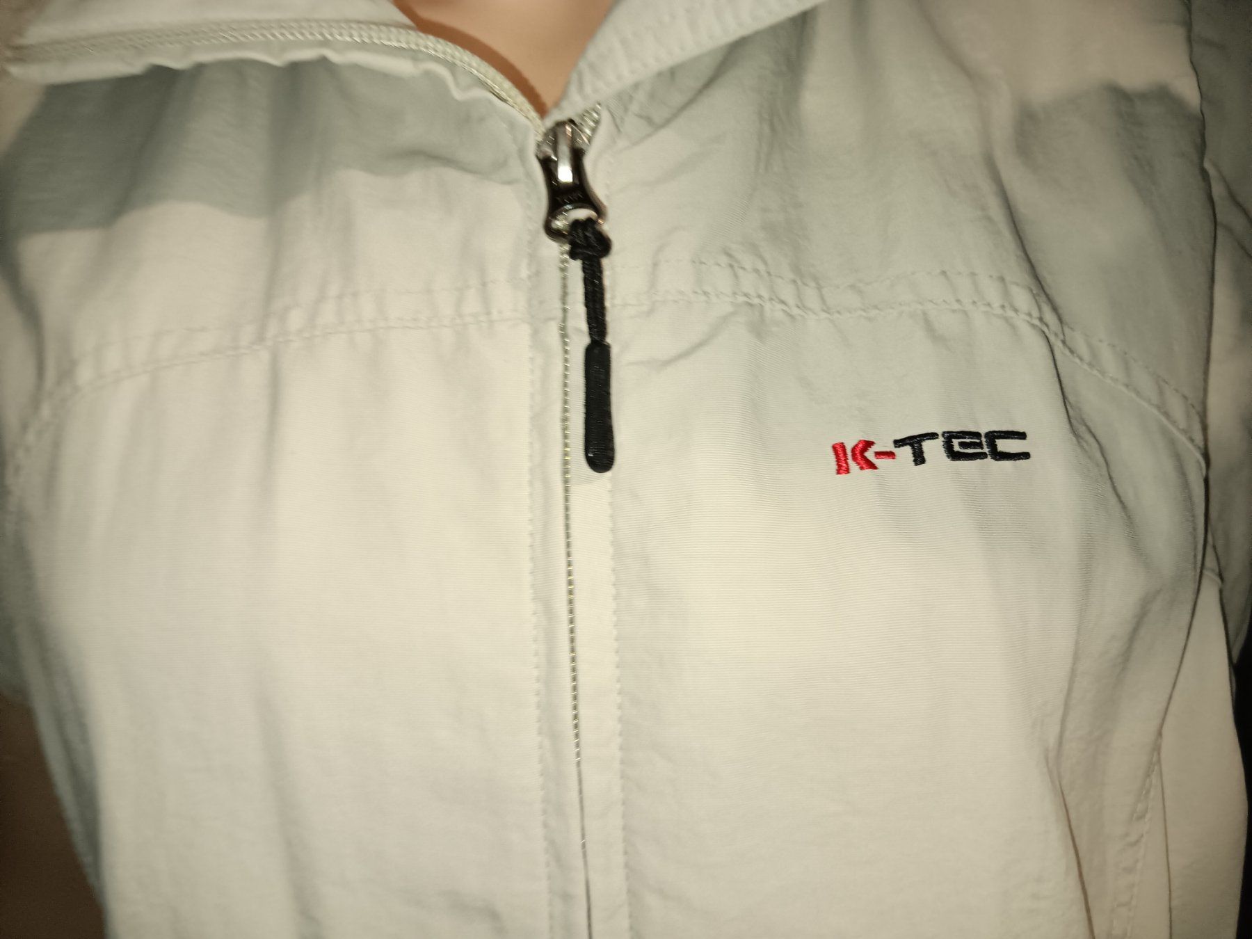 Gilets & Westen: K-TEC  Gilet/Weste  Taille / Grosse 40 (M) – Gebraucht aus Cossonay-ville von Super-Price-Quality 2