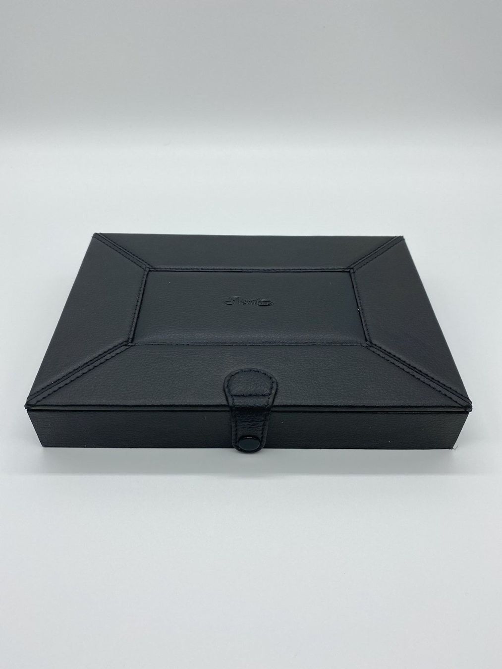 Humidor per sigari: Passatore Lederhumidor - Schwarz – Nuovo e nell'imballaggio originale da Zürich venduto da Zigarrenschweiz
