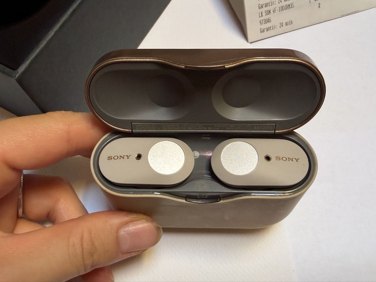 Sony Cuffie: Sony écouteurs Bluetooth noise canceling – Usato da Founex venduto da Hyrienne 2
