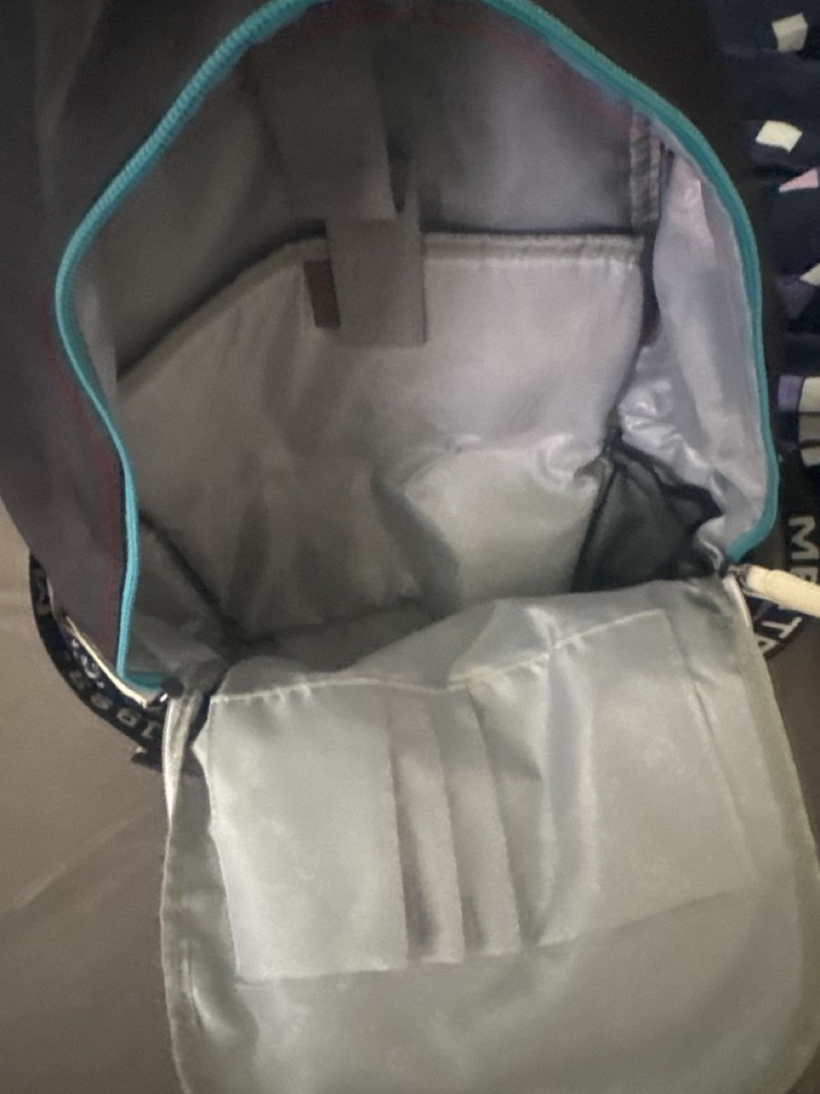 Zaini: Schwarzer Rucksack im Italien-Stil – Nuovo (secondo la descrizione) da Kaiseraugst venduto da for_br97 1
