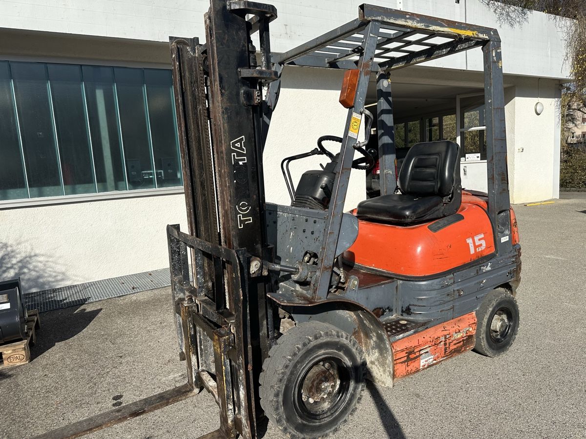 Toyota Carrelli elevatori e a forche: Toyota Stapler 1.5t – Usato da Wiesendangen venduto da Themustang 1