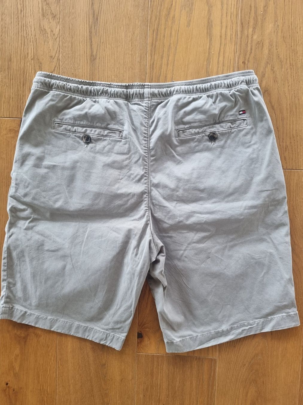 Tommy Hilfiger Hosen: Shorts Hilfiger Gr 36 – Gebraucht aus Frick von Geheim007 4