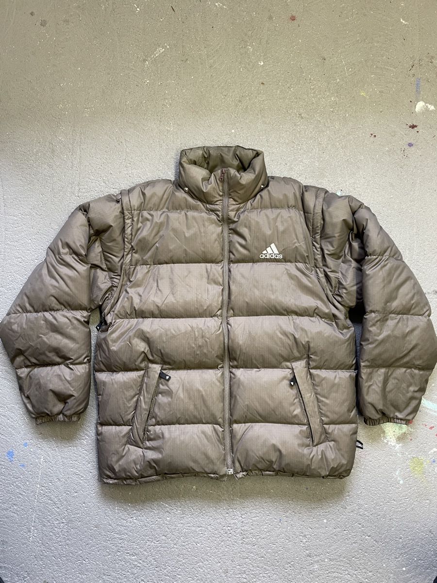 Adidas Jacken: Adidas  DaunenJacke/Weste  Gr. L – Gebraucht aus Zürich von Dario_Mupf