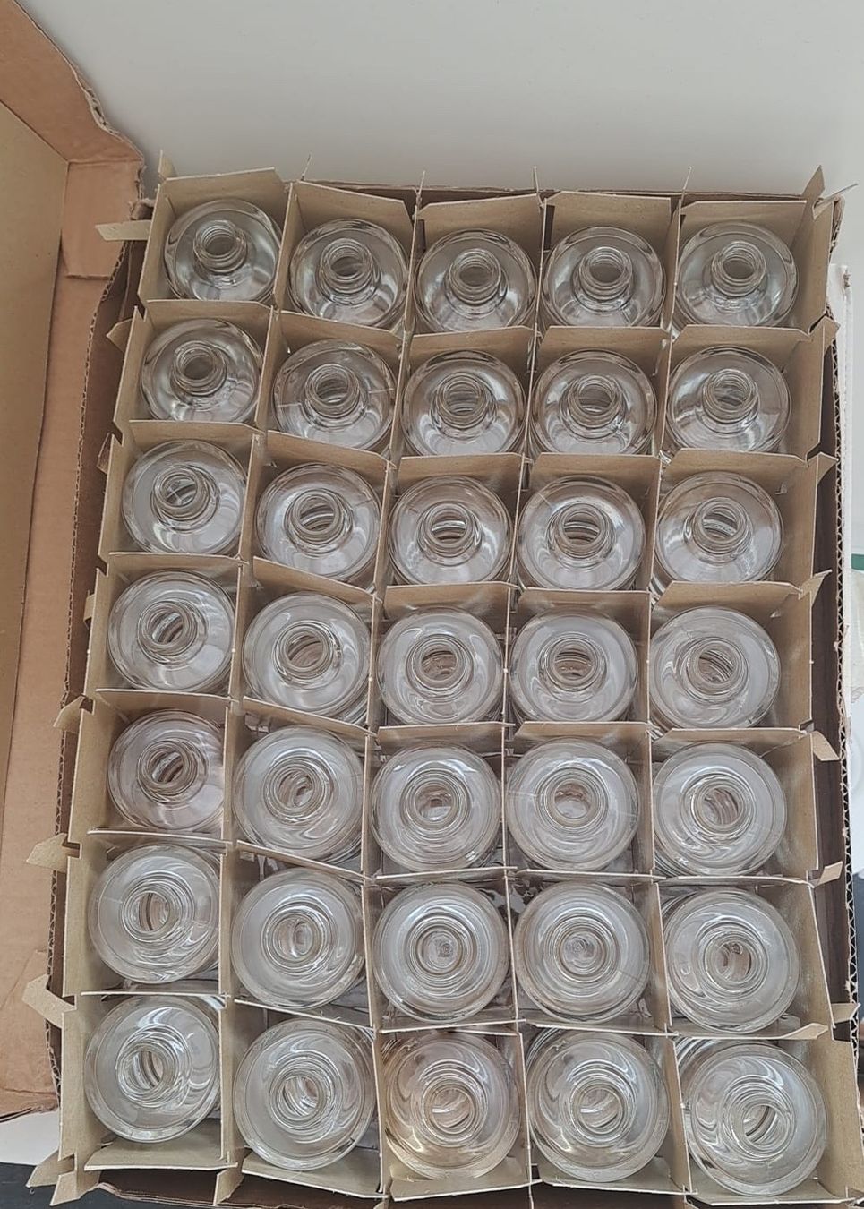 Tutte le decorazioni: 13x35 Deko Glasflaschen in Verpackung – Nuovo e nell'imballaggio originale da Wabern venduto da inf_wf8d 1