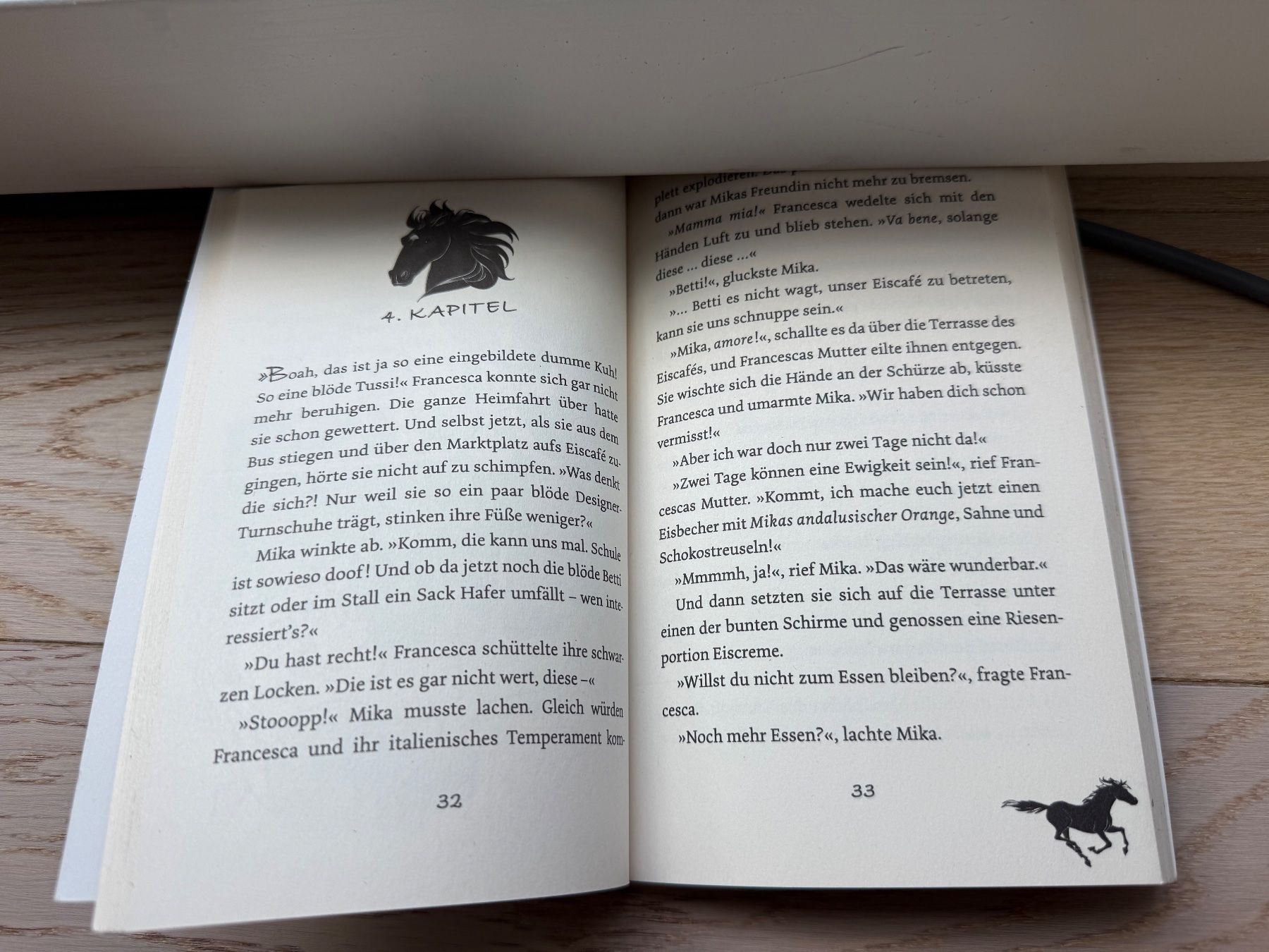 Libri: Ostwind: Ein rätselhafter Unfall – Usato da Hirzel venduto da Dream-Box 2