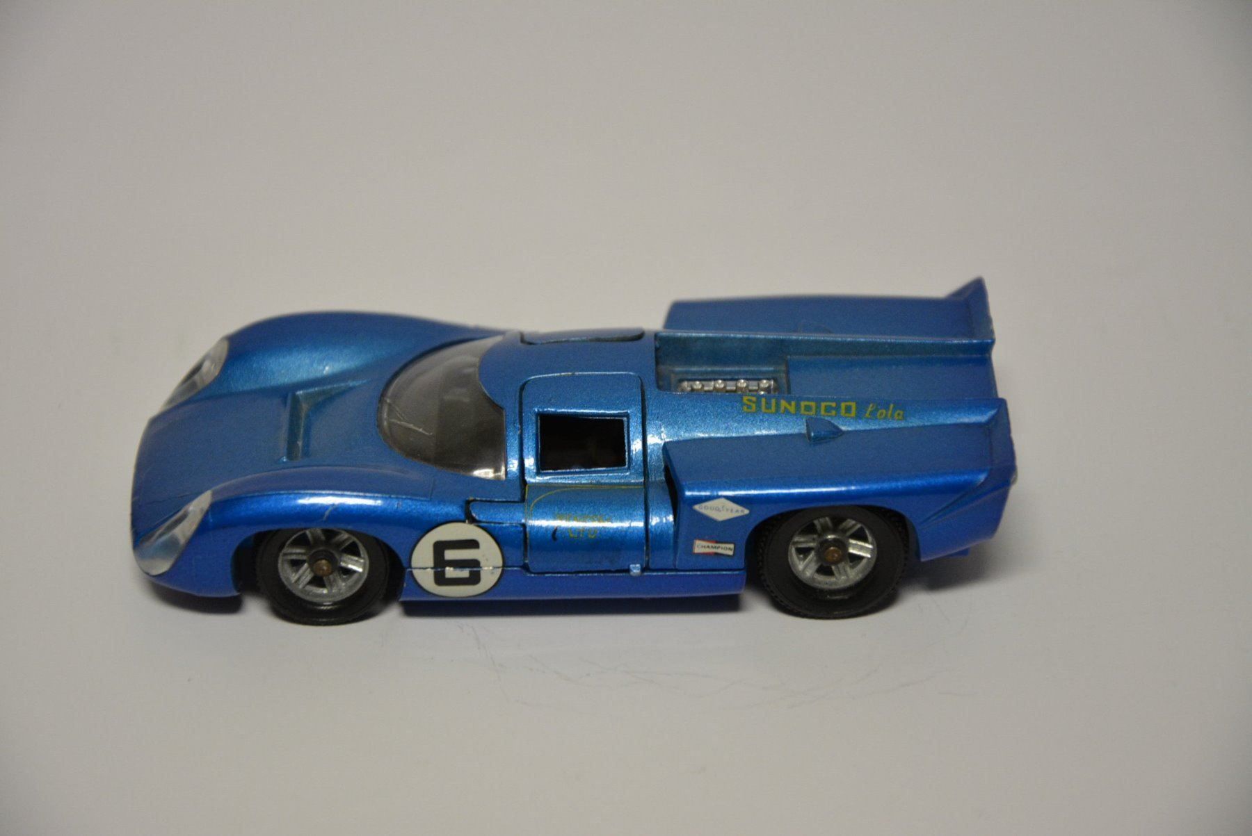 Modellini d'auto: Lola T70 MK 3B , Solido , 1:43 – Usato da Goldach venduto da Feivel9