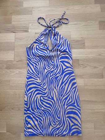 Bershka Kleid Zebra-Muster blau Grösse M