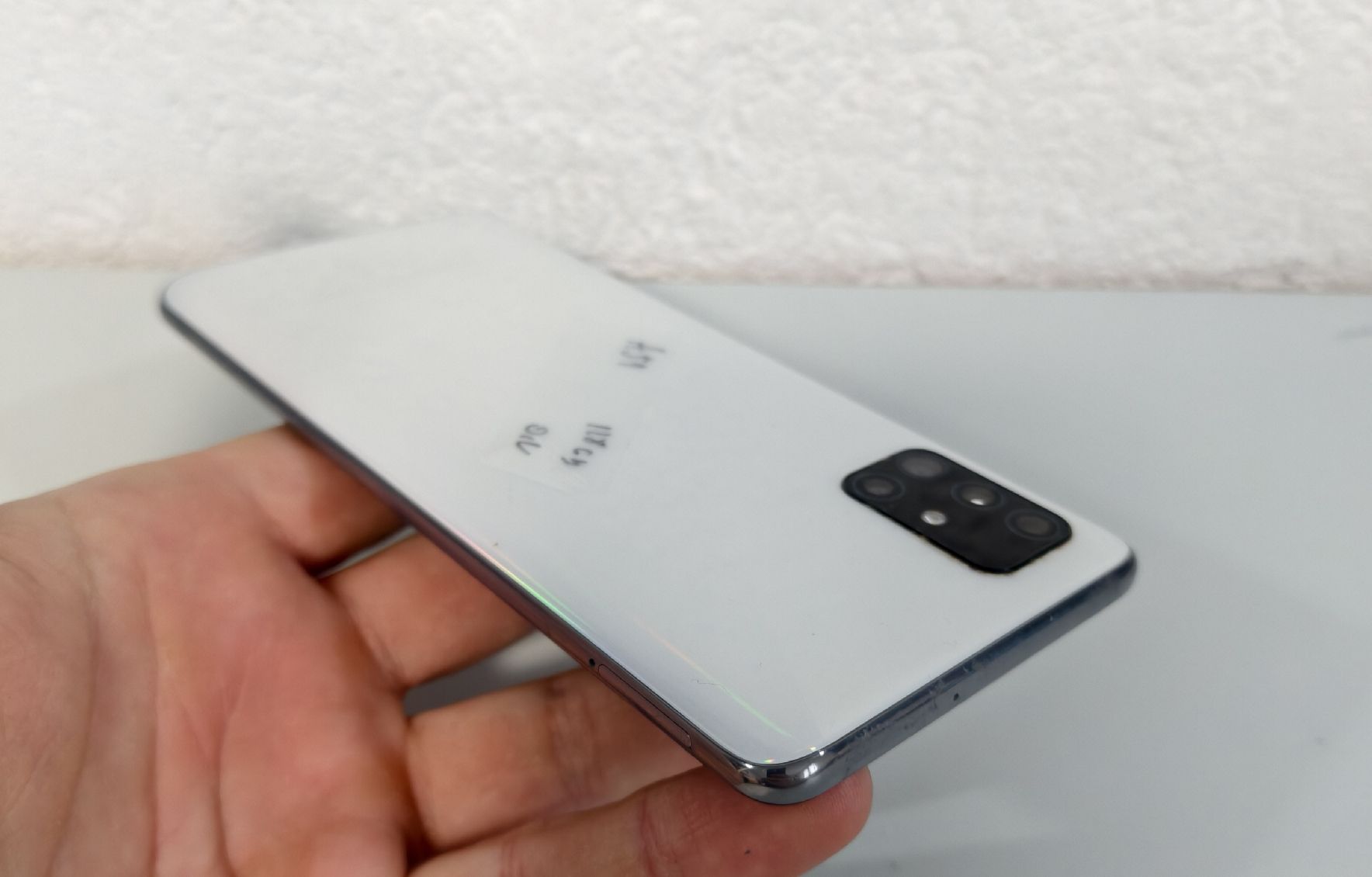 Samsung Telefoni cellulari / Smartphones: Samsung Galaxy A51 128GB – Usato da Ehrendingen venduto da Rocky985 4