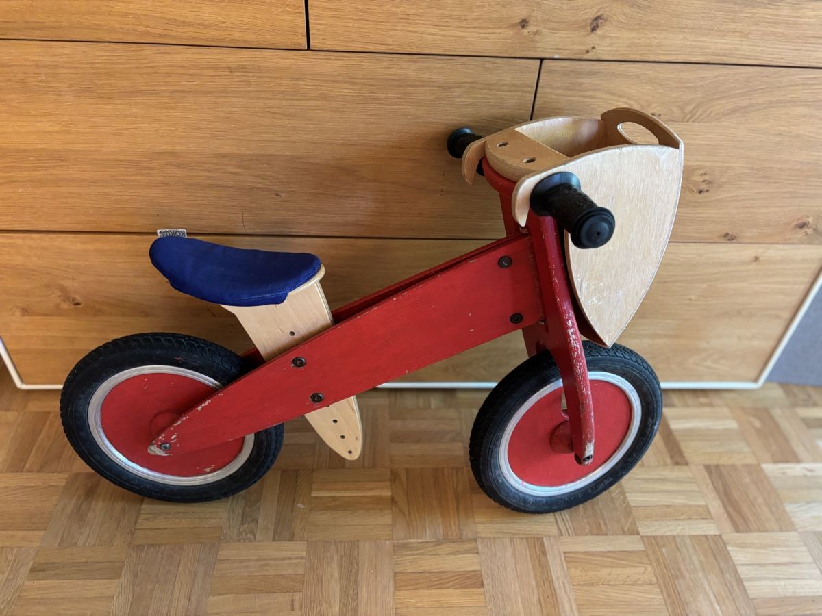 Likeabike Veicoli per bambini: Kokua Laufrad, Holz, rot – Usato da Zürich venduto da Smesskammer