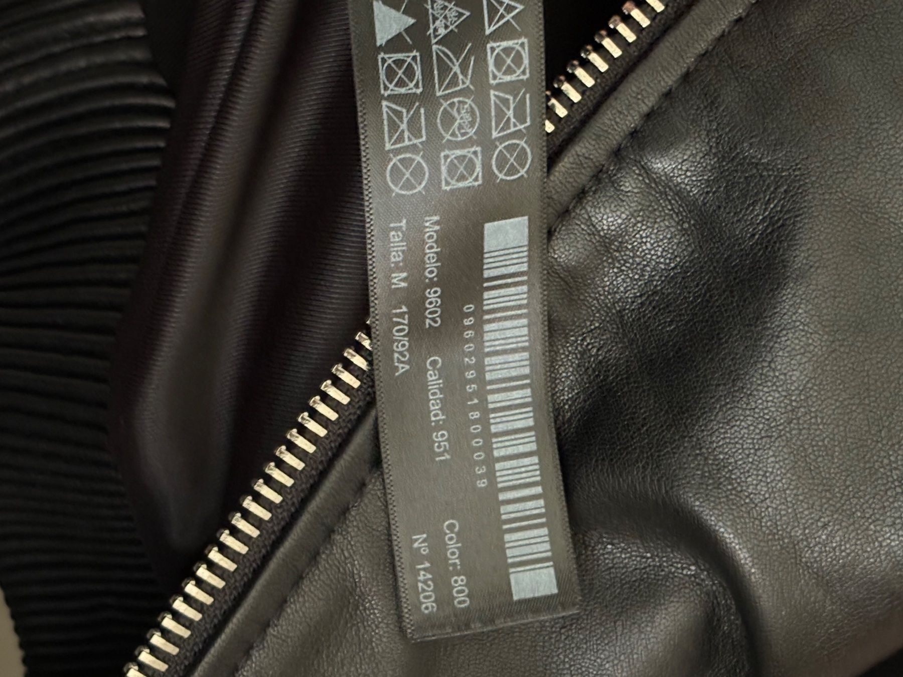 Massimo Dutti Giacche: Massimo Dutti Leather jacket (rare) – Usato da Frauenfeld venduto da Classiclover 5