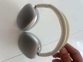 Apple AirPods Max Kopfhoerer Silber guter Zustand