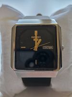 Seiko 5 automatique vintage cadran noir boitier carre