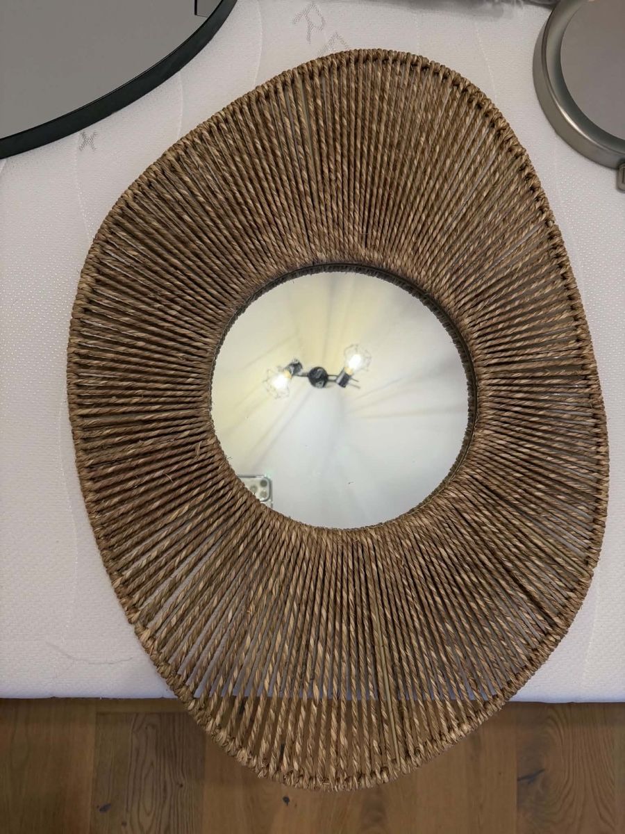 Miroirs: Miroir  – D'occasion à Rorschach par ilo_jxk7