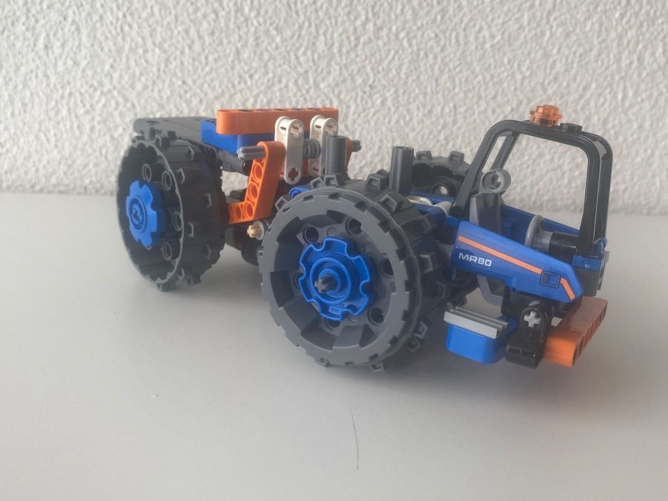 Lego Kit di costruzioni: LEGO TECHNIC 42071 – Usato da Mellingen venduto da Lapequenita
