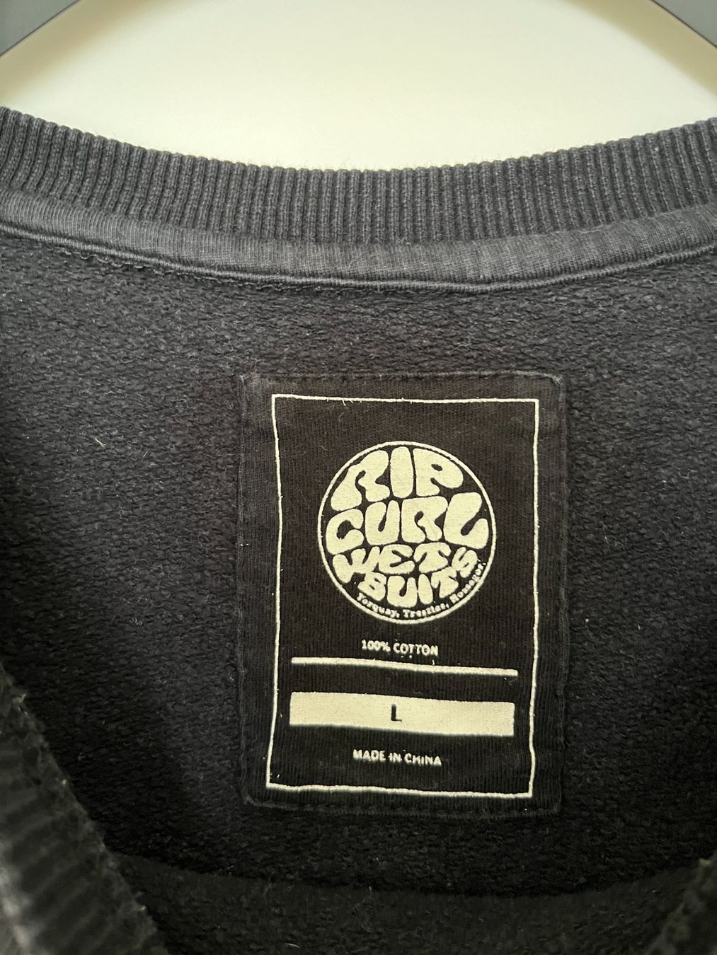 Rip Curl Pulls & Sweat-shirts: CREW NECK SWEATER/PULLOVER von RIPCURL – D'occasion à Zürich par Ankawhi 2