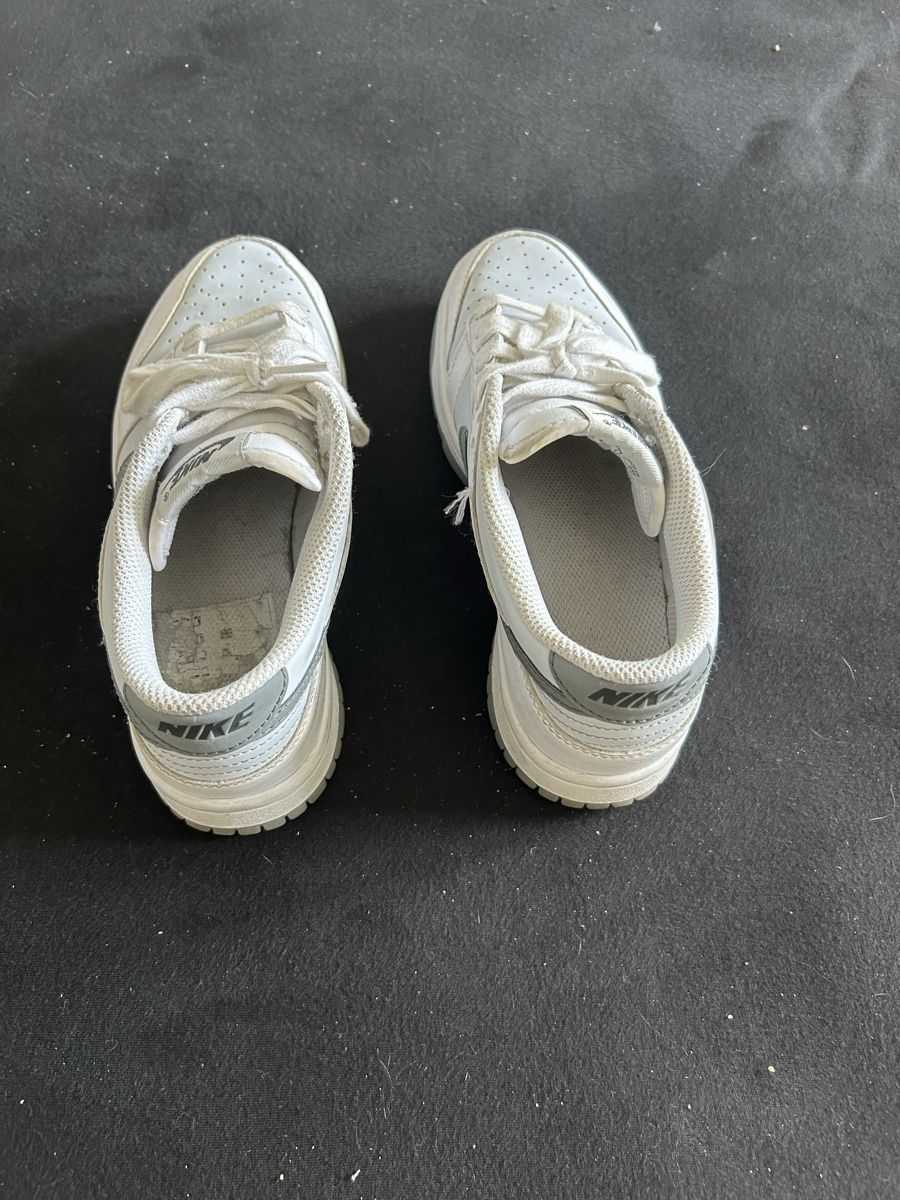 Nike Scarpe da donna: Baskets Nike Dunk Low blanc gris – Usato da La Chaux-de-Fonds venduto da tre_6r5d 2