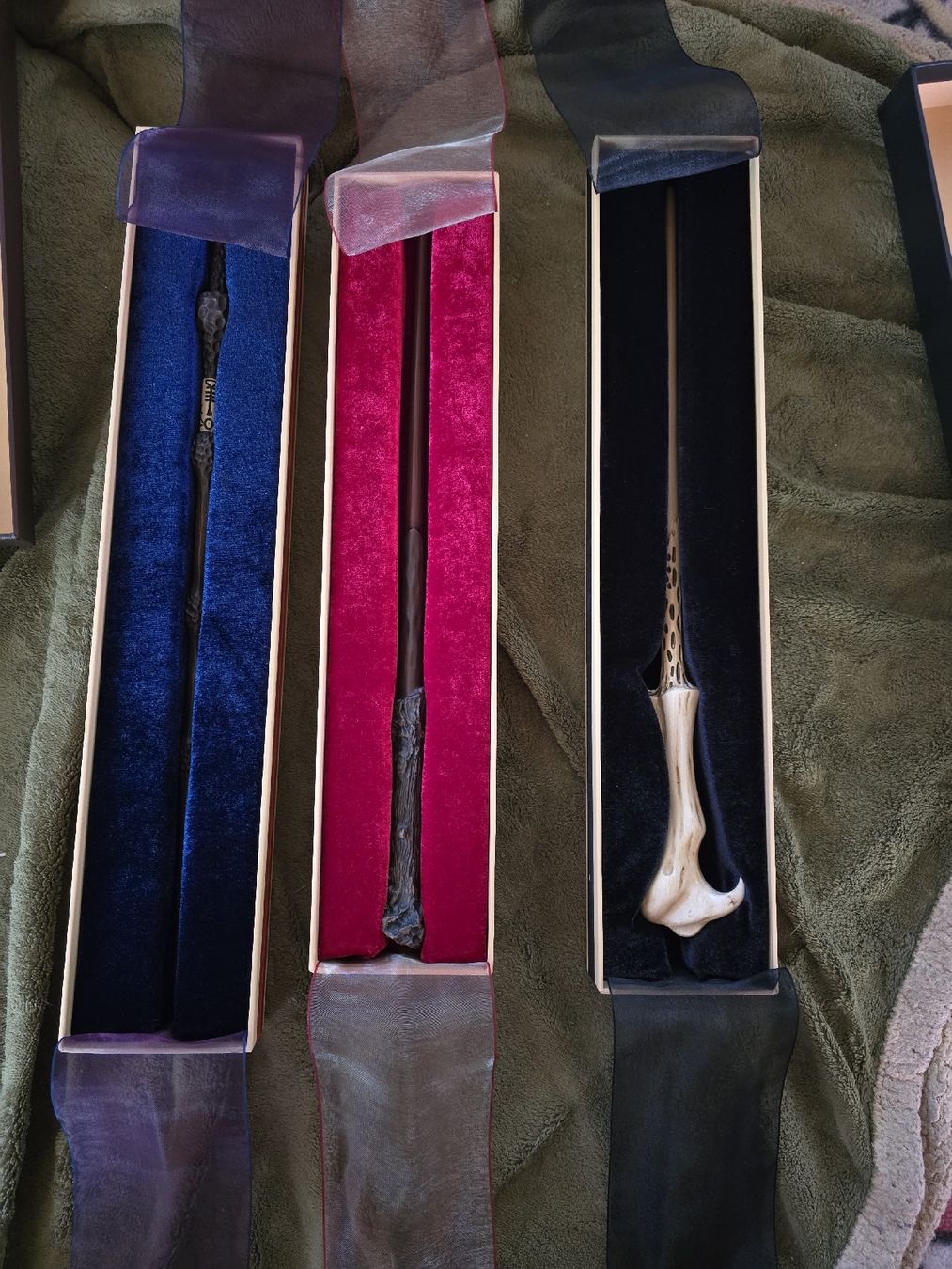 Tutte le decorazioni: harry potter zauberstäbe noble collection – Usato da Bronschhofen venduto da ghostman55