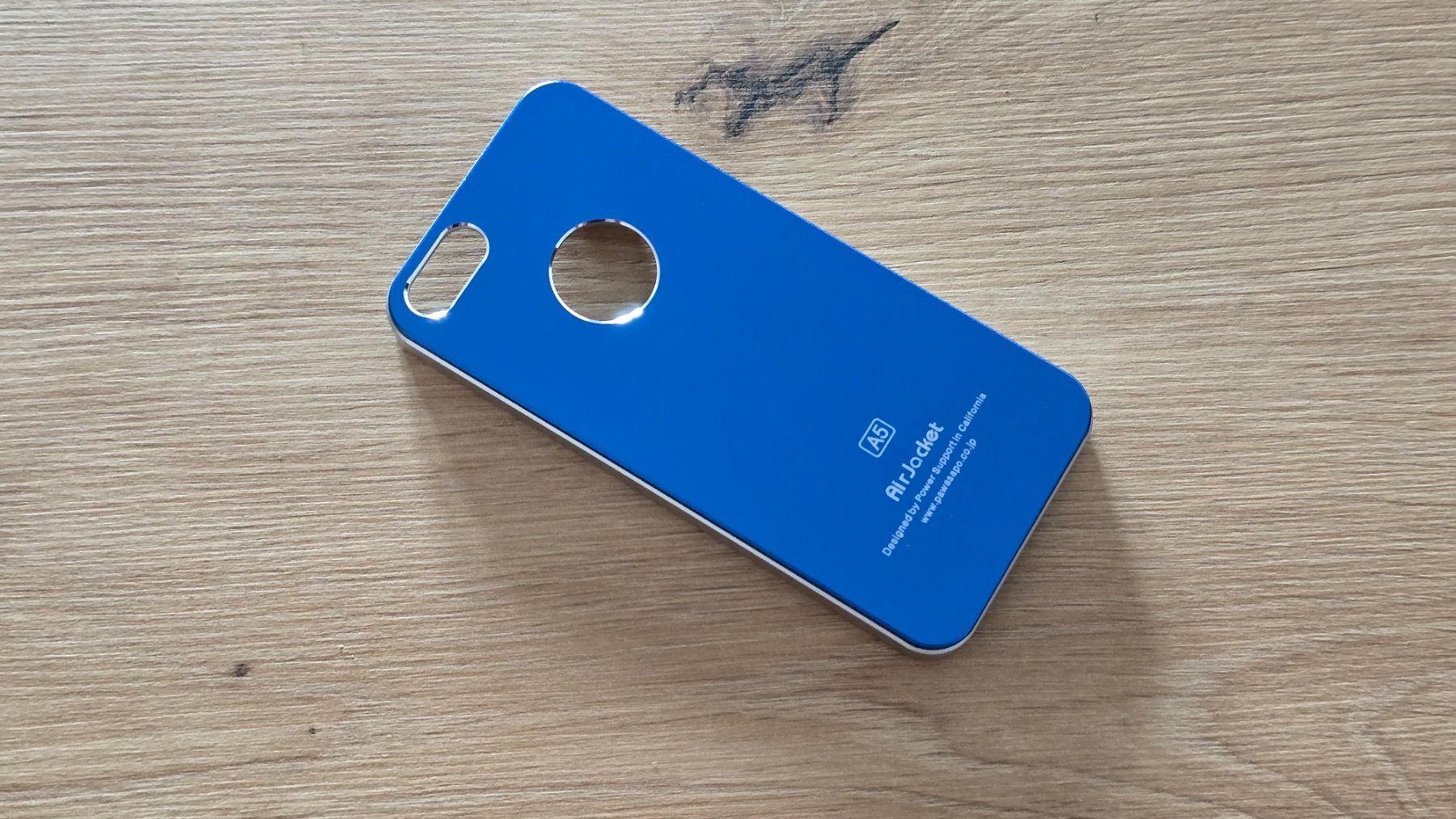 Coques & Protection écran: Back Cover Air Jacket - iPhone SE 2016 / 5 / 5S / 5C - blue – D'occasion à Thalwil par VitaMini 1