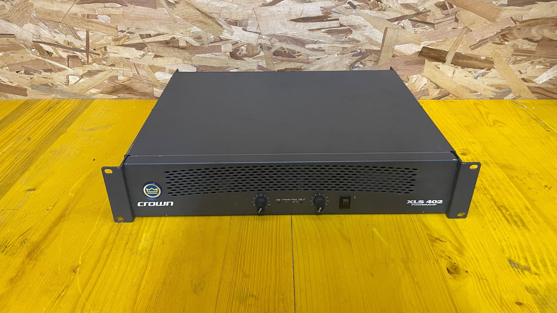 Verstärker: Crown XLS 402 Endstufe – Gebraucht aus Ehrendingen von Cyrilf99