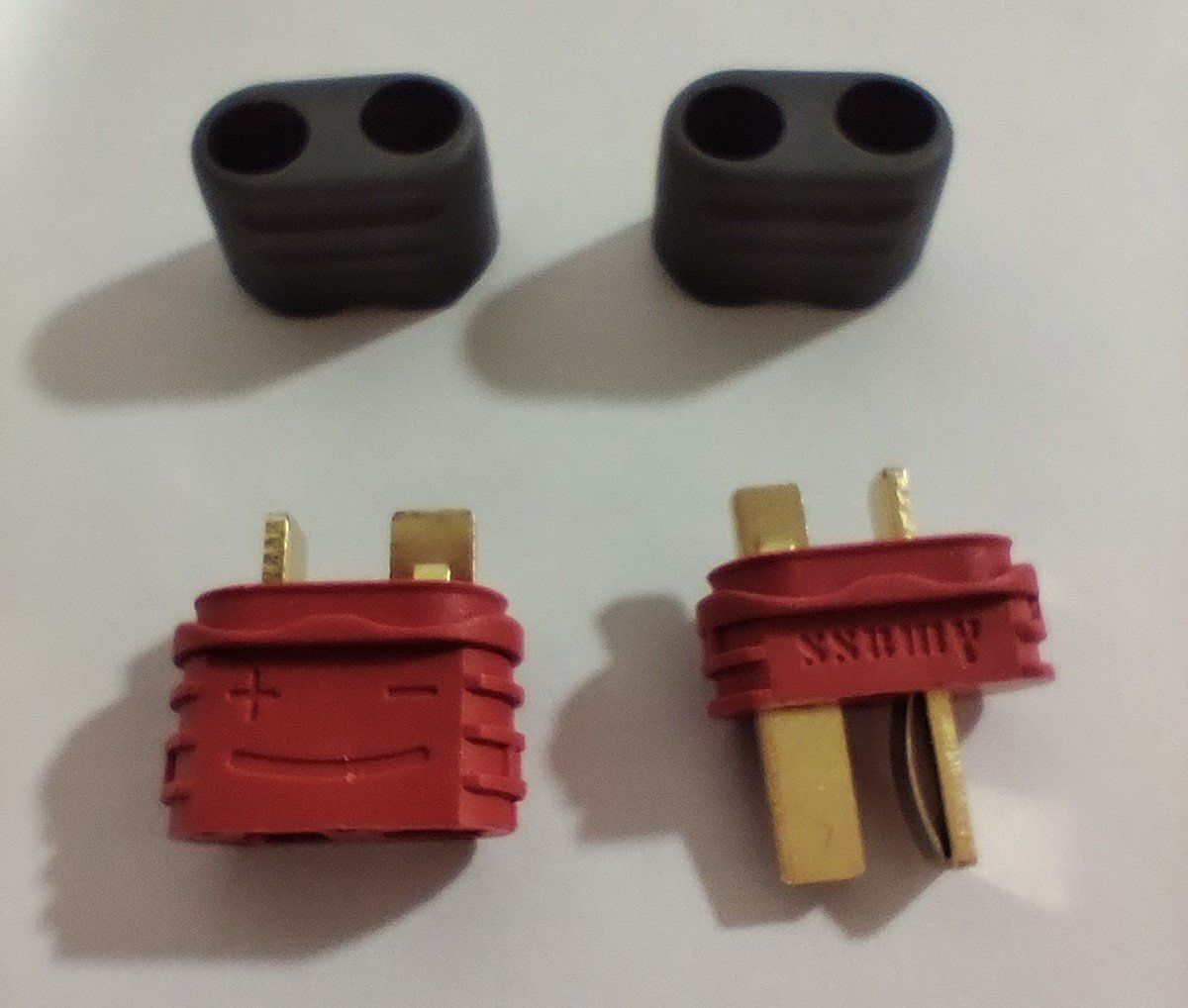 Modellismo RC: Set T-Deans Stecker - 5 Stecker & 5 Buchsen mit Kappen – Nuovo e nell'imballaggio originale da Uzwil venduto da Bruchpilot64 4
