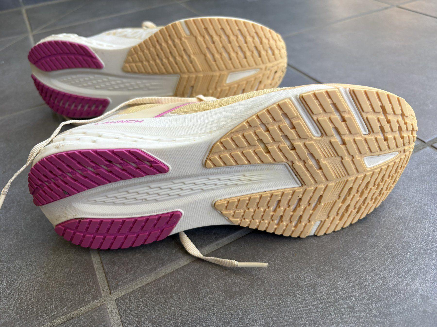 Brooks Scarpe da donna: Running Schuhe brooks launch – Nuovo (secondo la descrizione) da Frauenfeld venduto da Nezadim 3