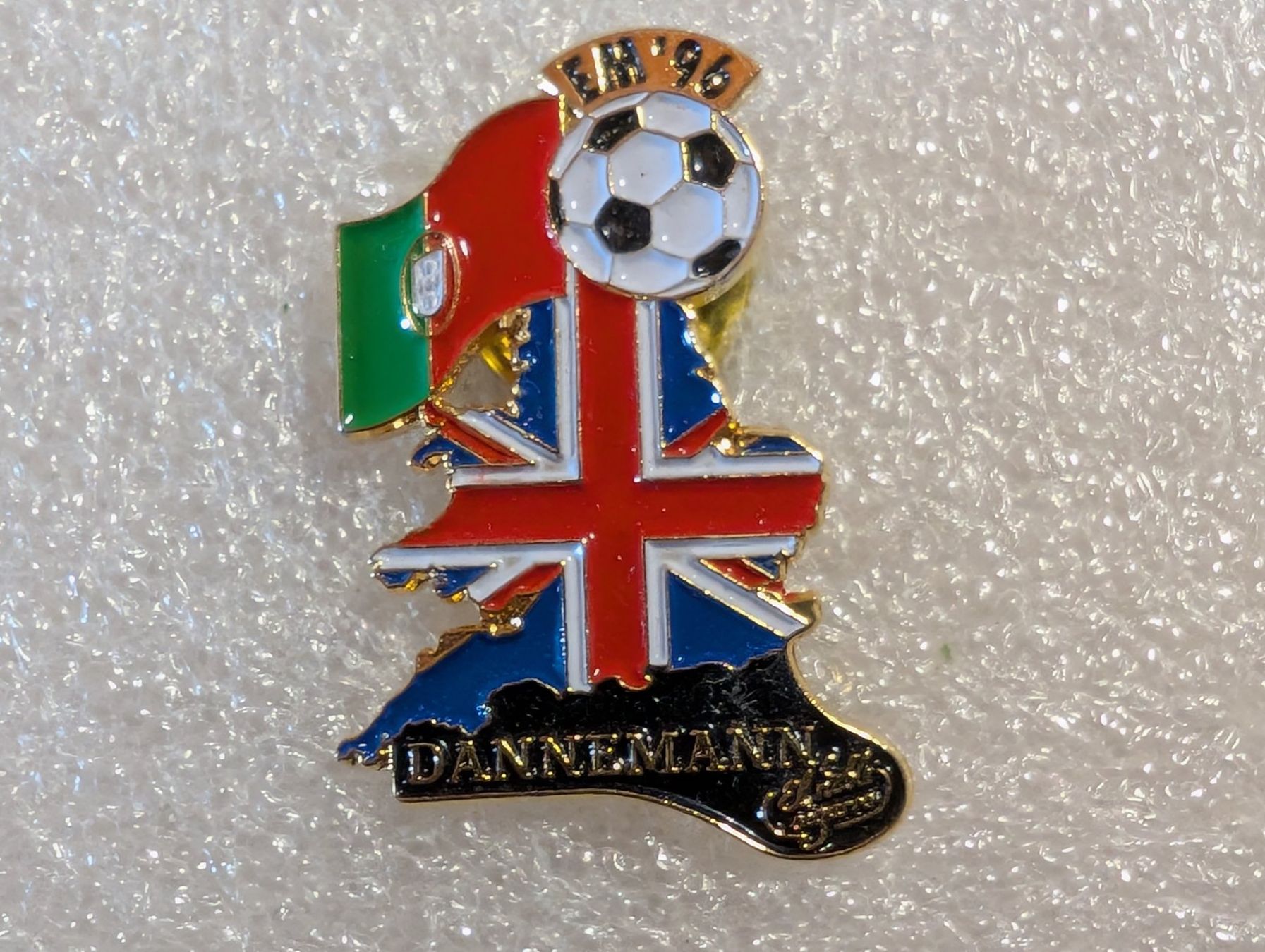 Placchette & Badge: Ansteckpin 280: Uefa EM 1996 – Usato da Oppligen venduto da Pin-Fall-Shop