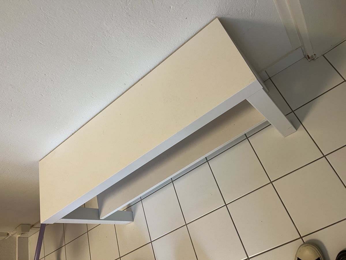 Ikea Meubles TV: IKEA LACK (TV-)Regal – D'occasion à Zürich par lasani 1