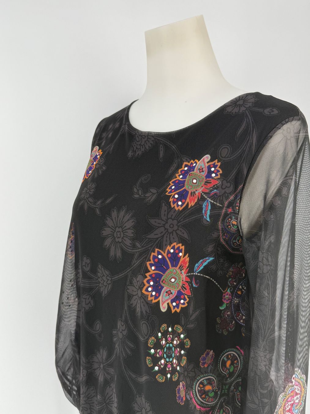 Desigual T-shirt: Desigual Shirt Gr. S – Usato da Auenstein venduto da moin. 3